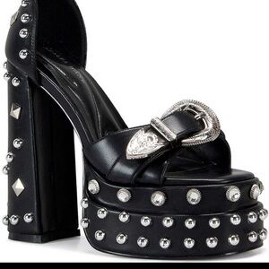 Azalea Wang Platforms